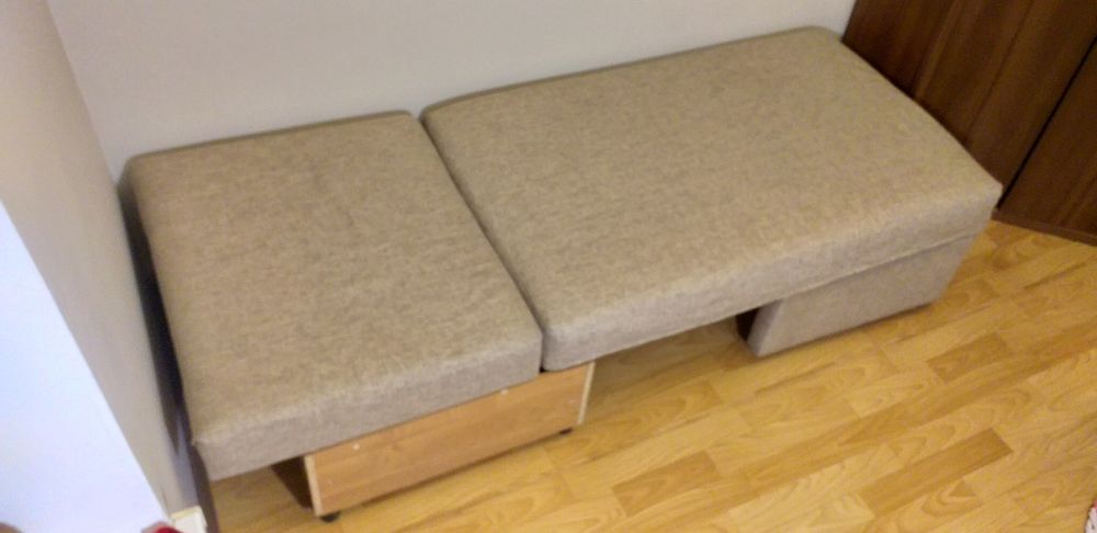 Разборный диван.