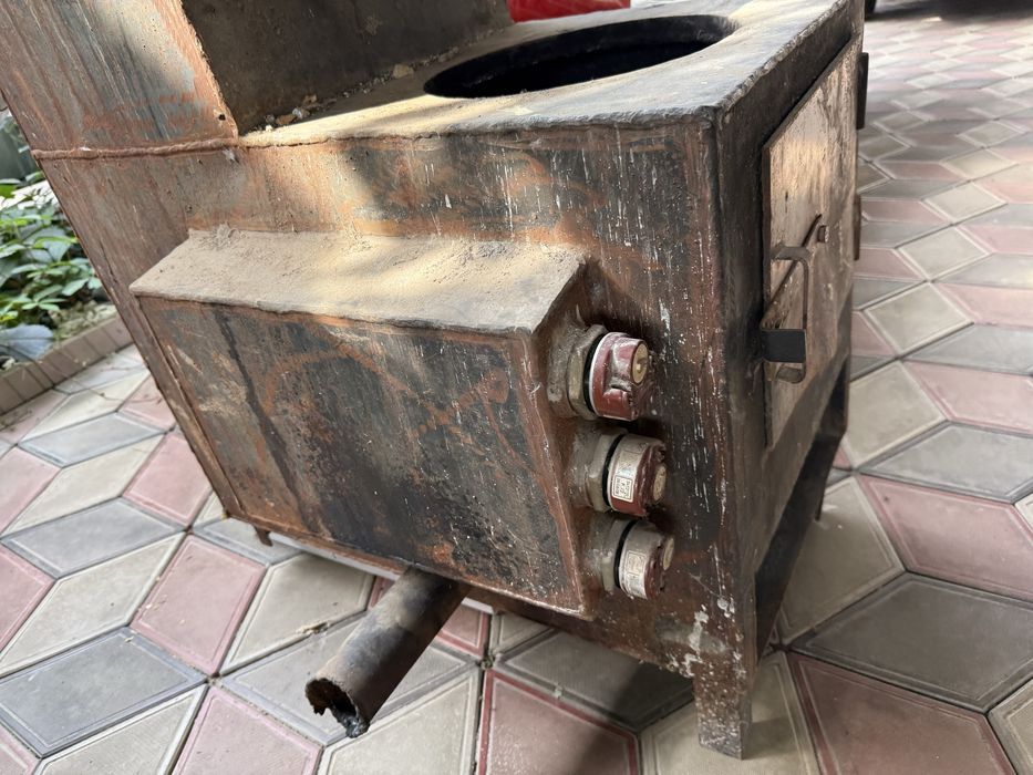 Печь на твердом топливе