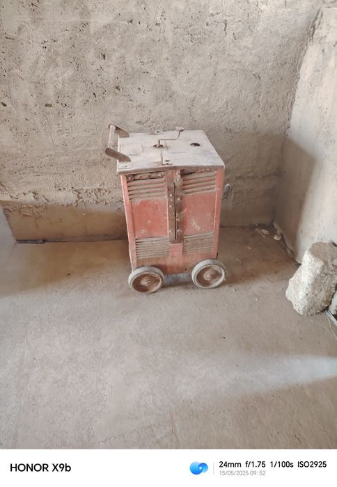 2 фазага ишлайдиган сварочный аппарат. Ишлайди гарантия.