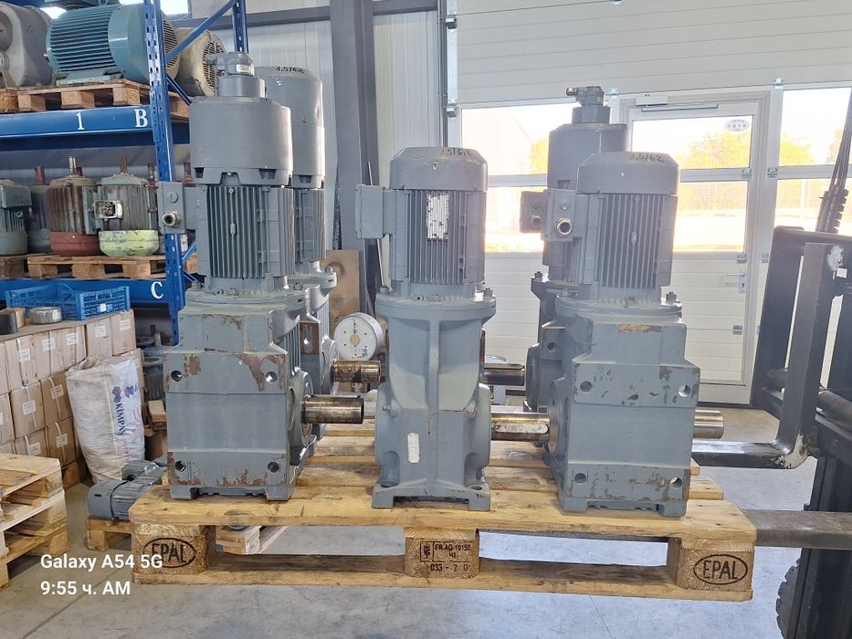 Мотор-редуктор SEW