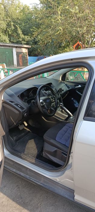 Продам машину Ford focus 3