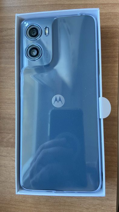 Телефон Motorola moto g 06 128gb нов гарaнция до 26.05.2028г.