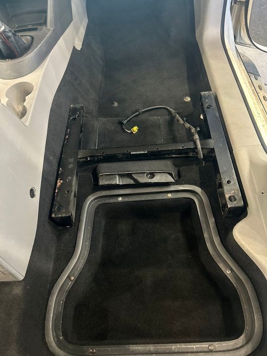 Пране на салон, пастиране / полиране, керамични покрития и др.