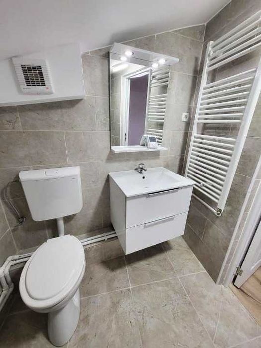 Inchiriez 4 camere, pt birou sau locuinta, Ploiesti ultracentral, Hale, Catedrală,