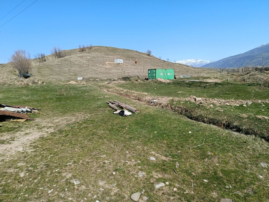 Бустонликда дача боб жой сотилади