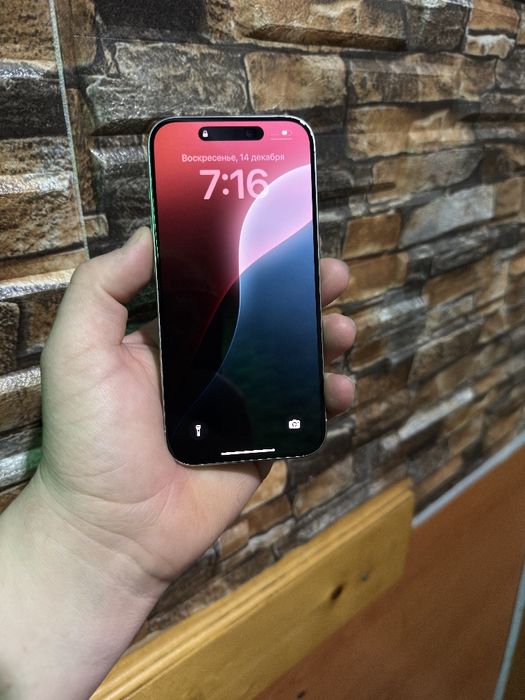 Iphone 15 pro holati tiniq