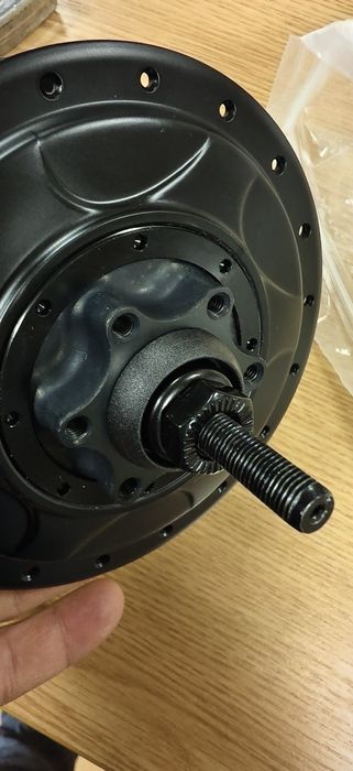 Задна главина  NuVinci N380 CVP Disc с вътрешна предавка 36отвора 380%