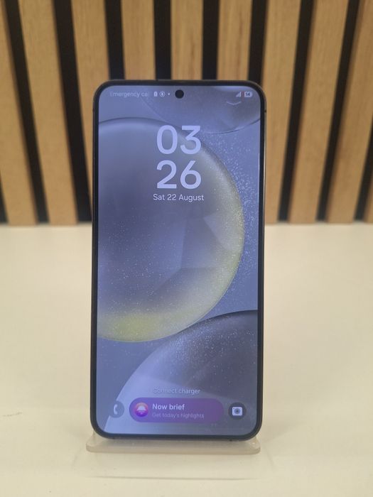 Samsung S24 / 256GB / 8GB RAM / #60876