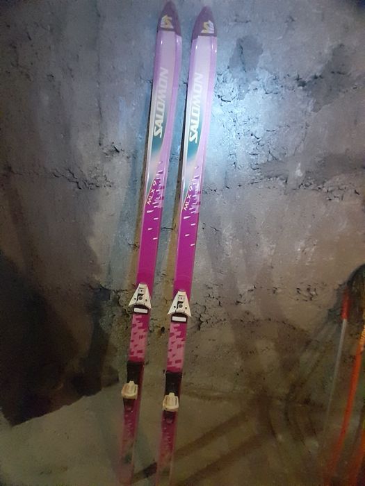 Ски с автомати, щеки и ски обувки