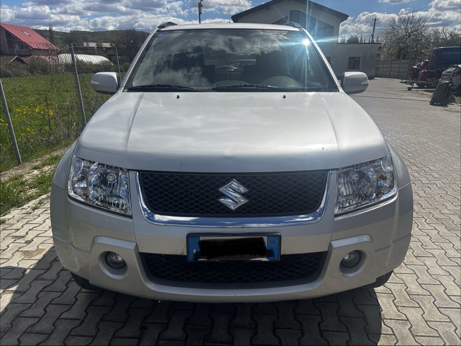 Suzuki Grand Vitara 2009 Italia fara rugina