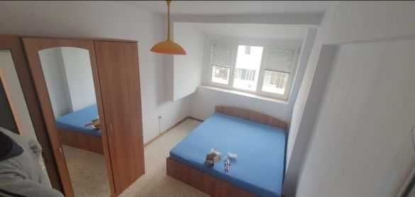 Дава се под наем Четиристаен апартамент в Бургас, Център - 125 кв.м за 127.5 € - Снимка #2