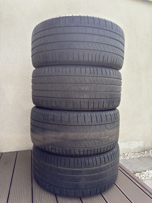 Pirelli P Zero PZ4 295/35 R21 (107Y) – BMW