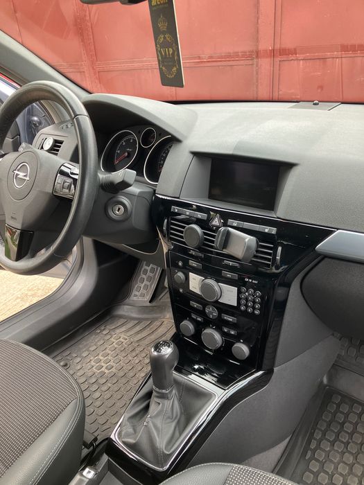 Opel Astra H intretinut 1.7 CDTI 125 cai