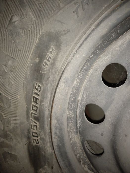 205/70R15размер покрышка с диском.