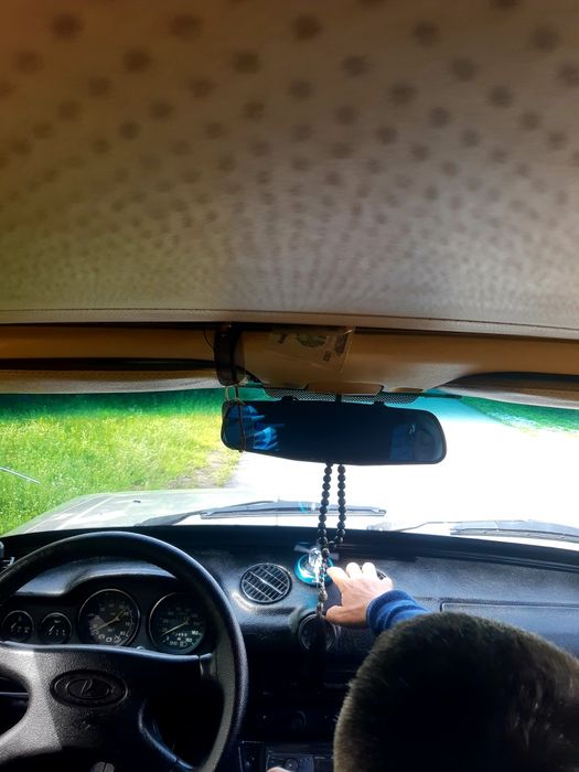 vaz 2106 sotiladi 2000 yil