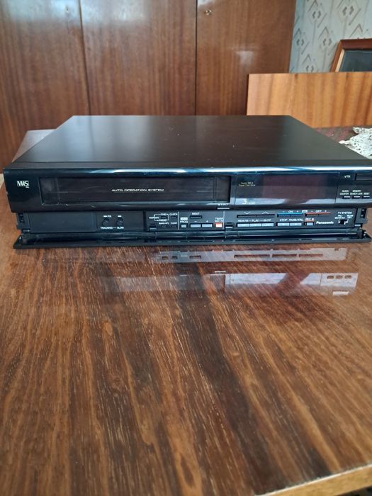 Видео Panasonic G40