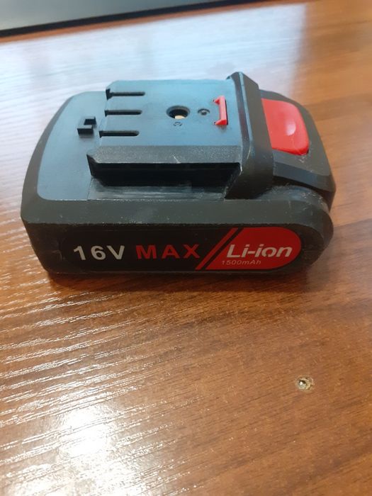 Шруповерт. Аккумулятор от шруповерта