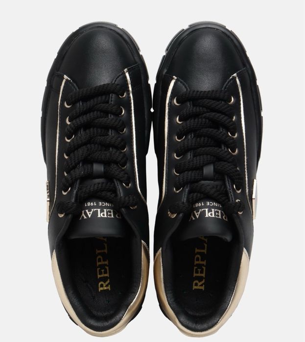 Кецове  с платформа REPLAY