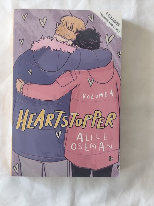 Книги Heartstopper + книга за оцветяване