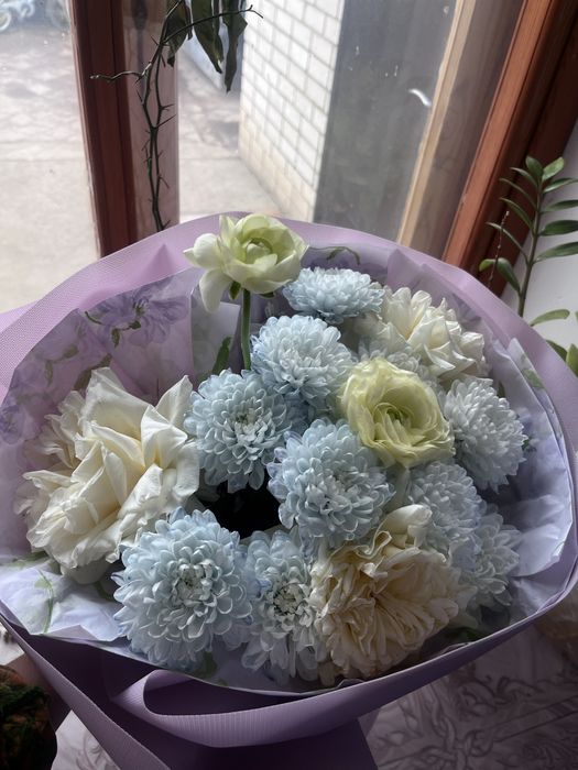 Цветы живые продам