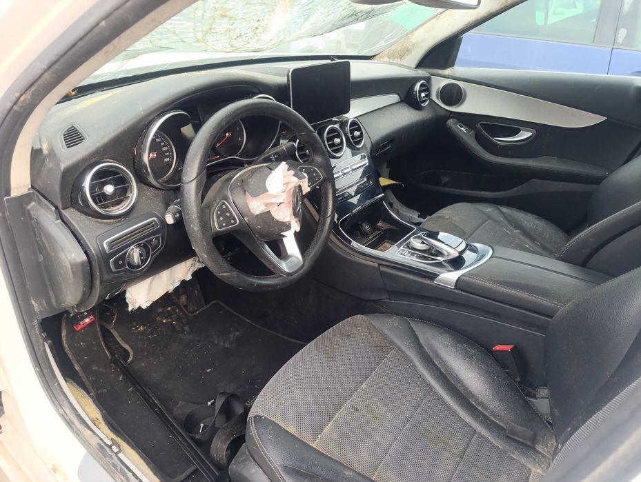 Мерцедес Ц220 /  Mercedes-Benz C 220D 4matic - на части