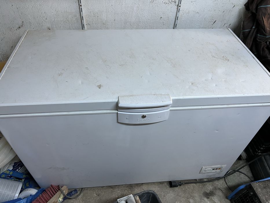 Lada frigorifica Beko 350L