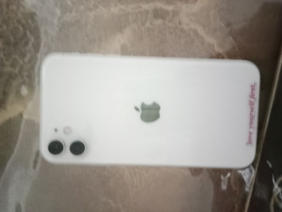 Iphone11  продам срочно