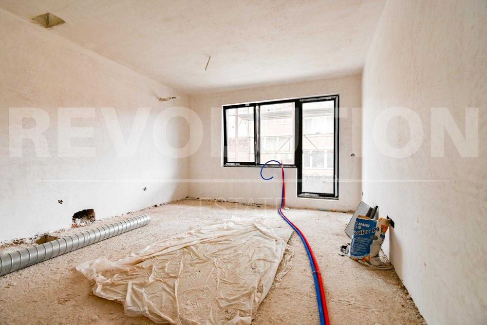 Продава се Двустаен апартамент в София, Витоша - 75 кв.м за 1987 €/кв.м - Снимка #3