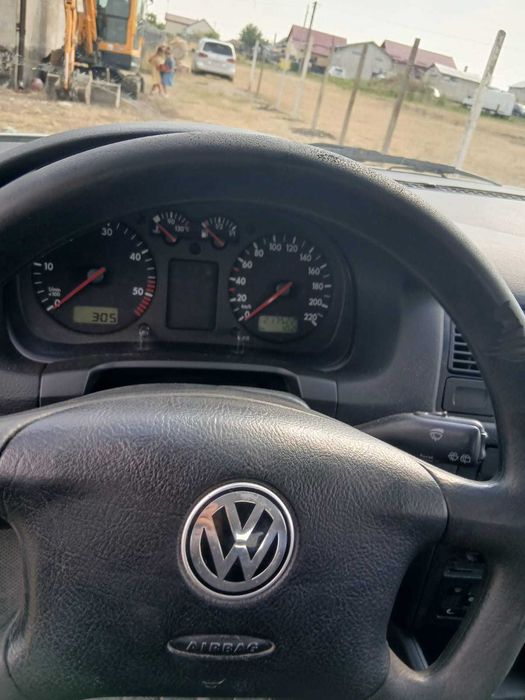 VOLKSWAGEN Golf 2002 — imagine 4