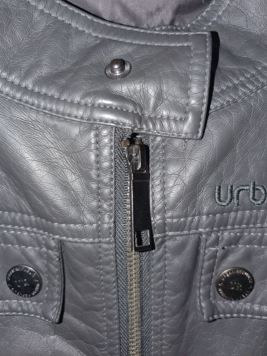 SH Geaca din piele pt copii, aproape noua, marime 10/12