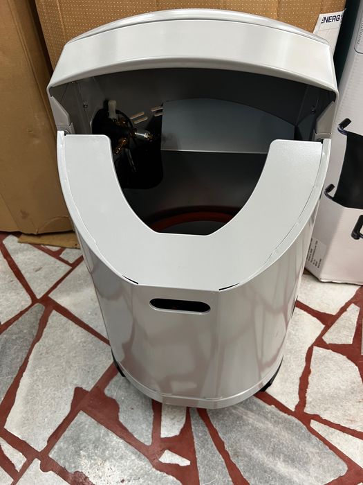 Газова печка Delonghi