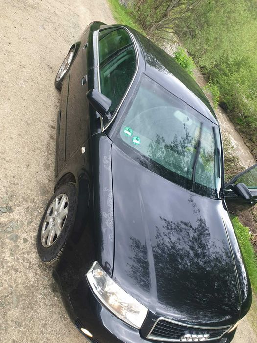 AUDI A4 0 — imagine 2
