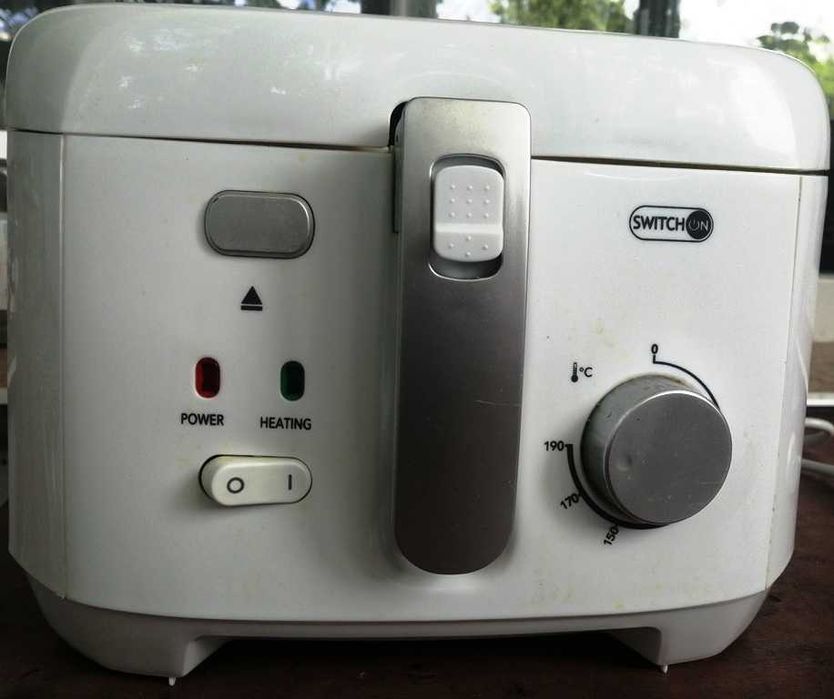Фритюрник "SwitchOn" DF-C0101 - 1800W