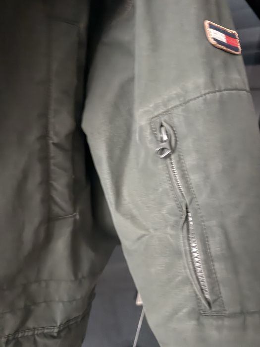 Мъжко зимно яке парка Tommy Hilfiger - L размер