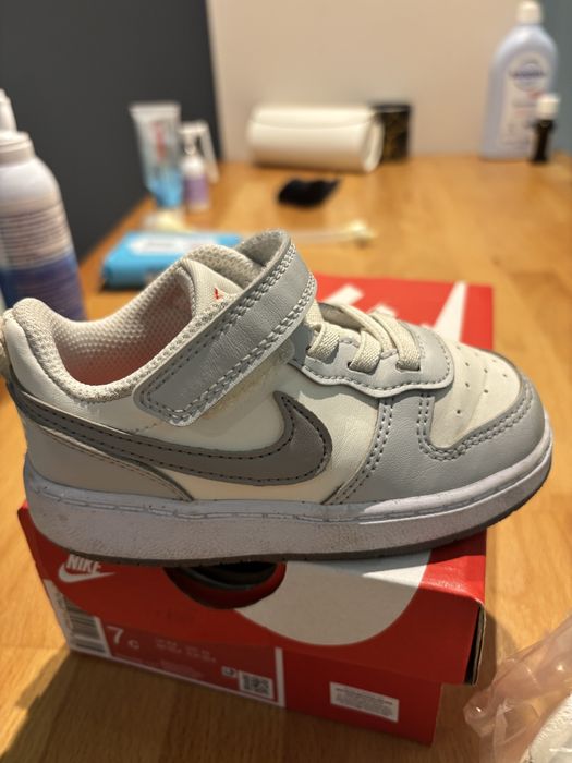 Оригинальные кеды от Nike на размео 23,5