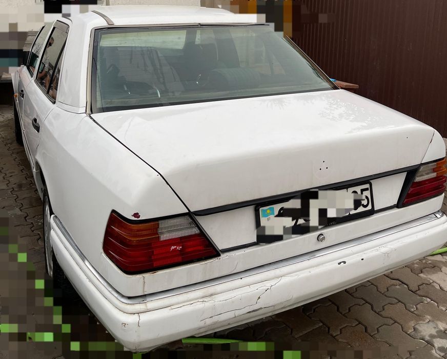 Срочно продам Мерс 124