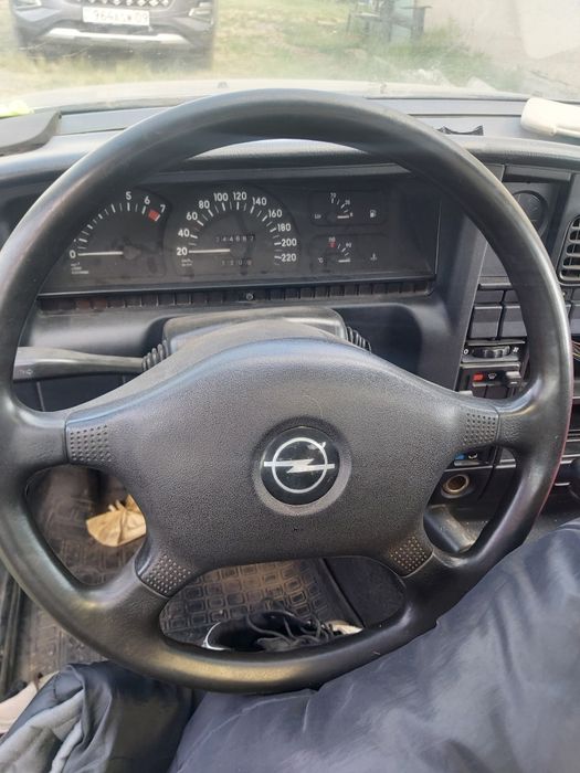 Продам Opel omega 2