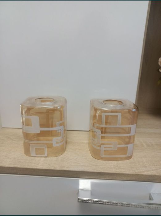 Продам люстру, плафоны