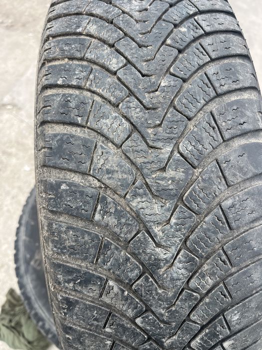 Гуми 225 65 17 Falken