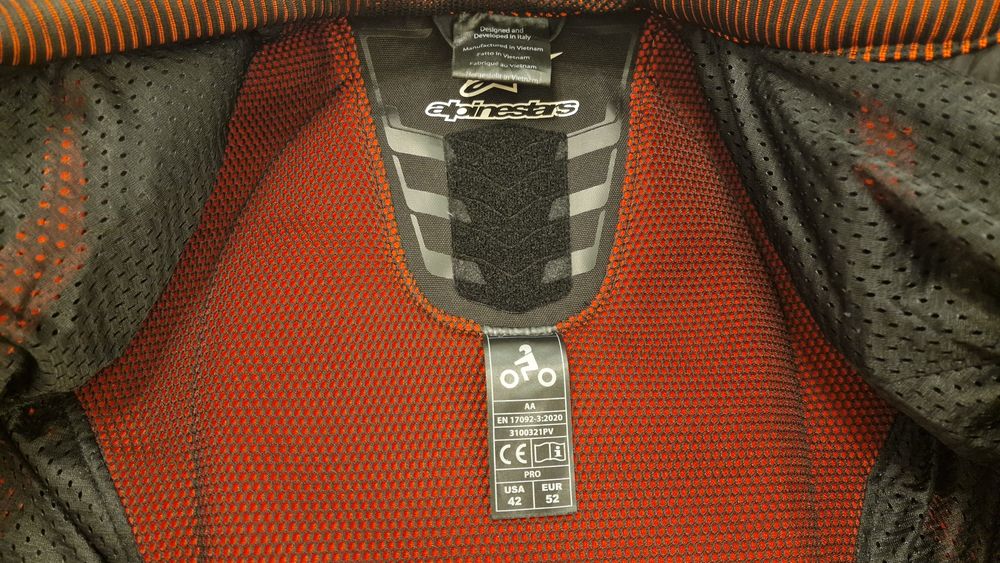 Geaca moto  Alpinestars +casca  Scorpion – ca noi (500 km)