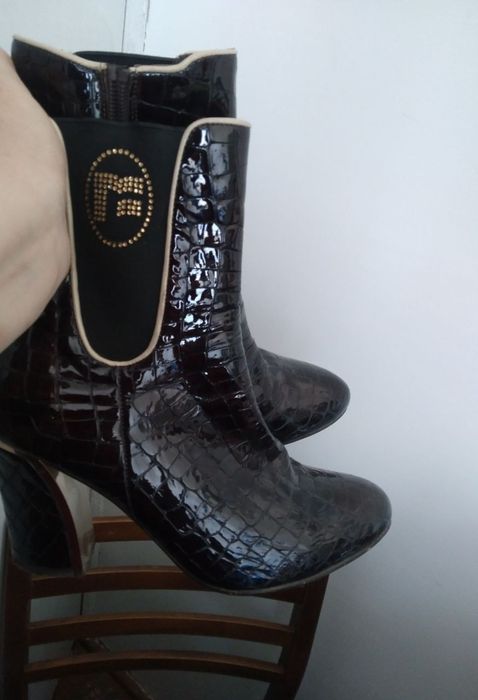 Сапоги брендовые чистая кожа