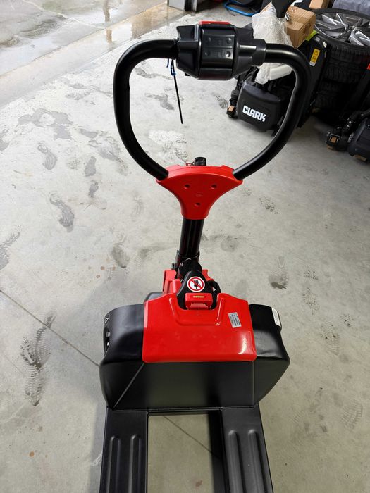 Transpaleta electrica Liza electrica LI-ION VALLIFT F4