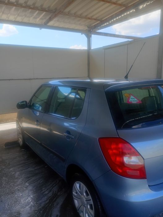 Vând Skoda Fabia 2