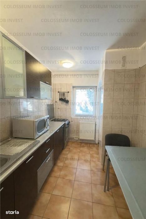 Apartament 3 camere | decomandat | etaj 1- zona Astra-Vulturului