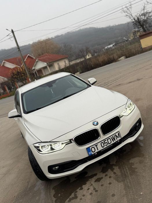 BMW Seria 3 F30 318i