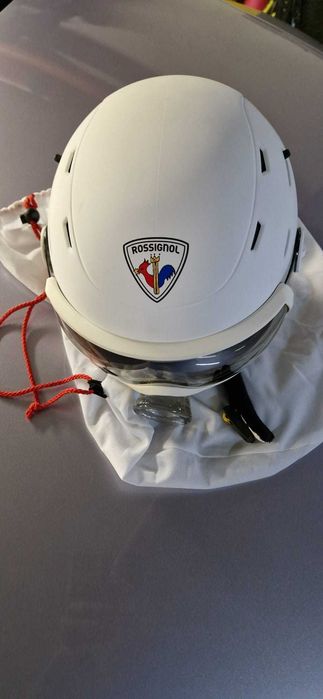 Ски каска Rossignol