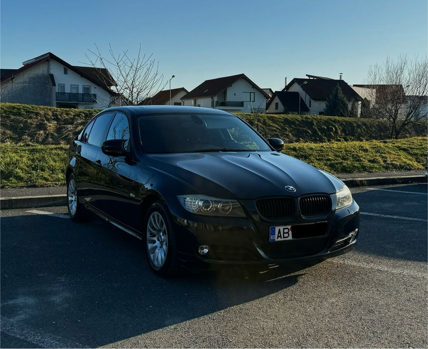 BMW 3 Series 2010 — imagine 5