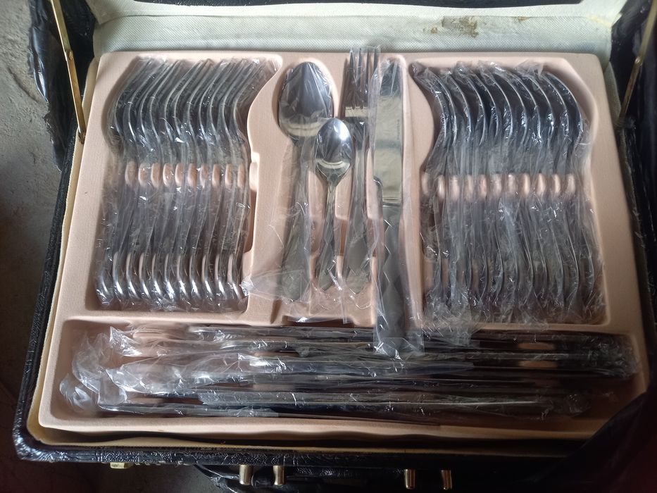 Сатылады набор столовый