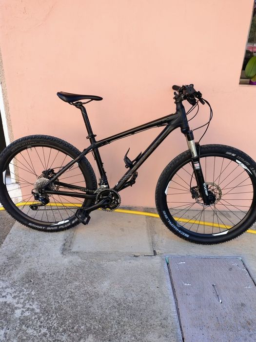 Vând bicicletă Giant Talon mărime M, roți 27,5