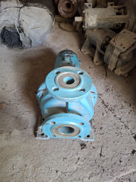 Продам насос химический